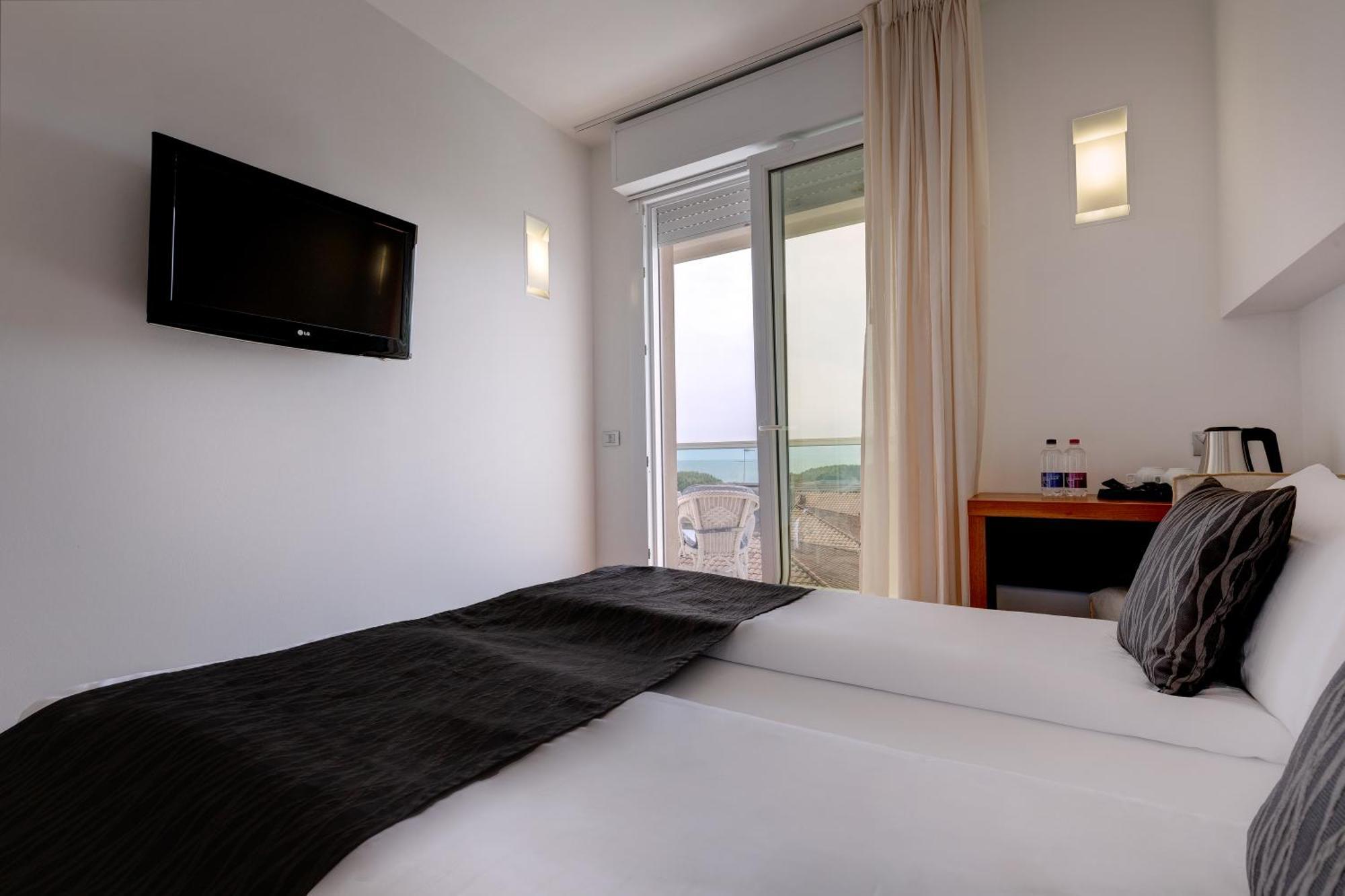 Park Hotel Ermitage Resort & Spa Lido di Jesolo Exterior foto